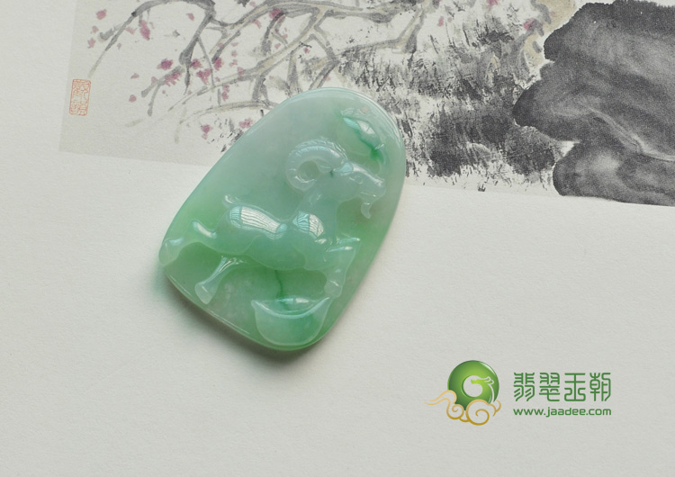 糯冰种豆绿缅甸翡翠洋洋得意挂件