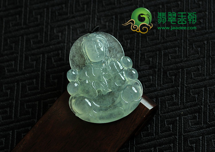 冰种晴水缅甸翡翠观音挂件