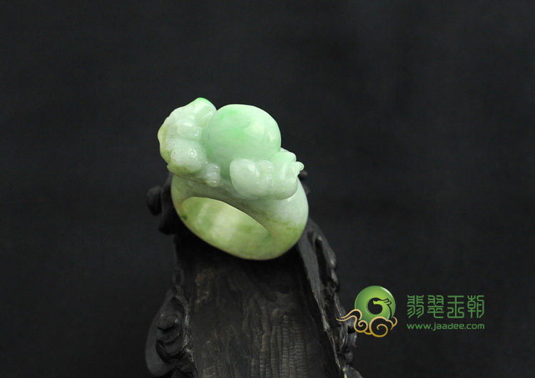 细糯种黄翡飘翠缅甸翡翠招财进宝指环