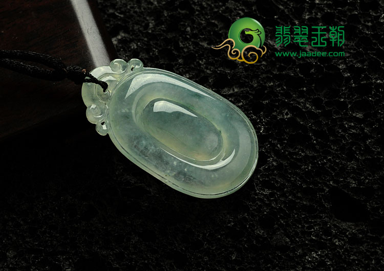 冰种晴水略飘花缅甸翡翠福在眼前挂件