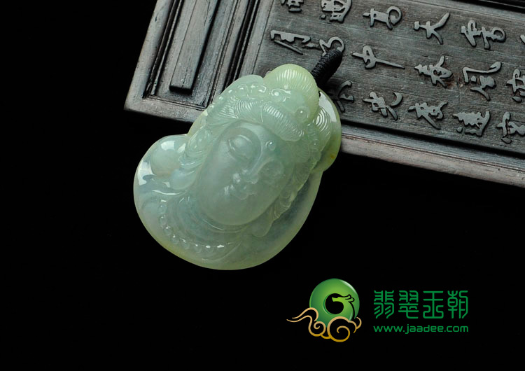 冰种晴水略带黄翡缅甸翡翠观音头挂件