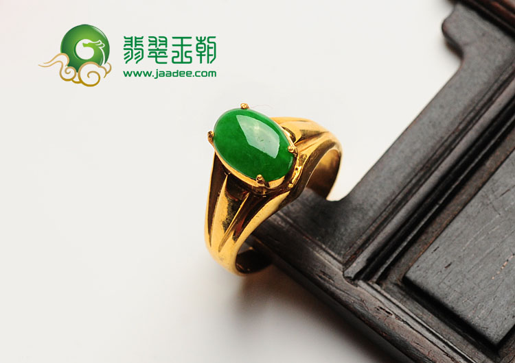 糯冰种阳绿满绿缅甸翡翠戒面