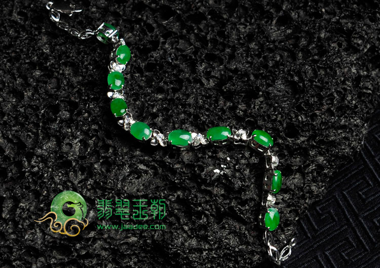 https://jdimg.jaadee.net//images/201112/goods_img/10145_P_1323989729122.jpg