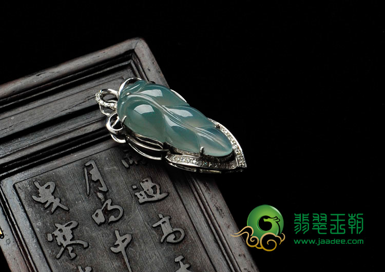 冰种晴水缅甸翡翠包白金金枝玉叶胸坠（真钻）