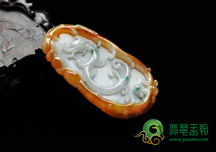 糯冰种褐黄翡略飘花缅甸翡翠“龙腾云天”挂件