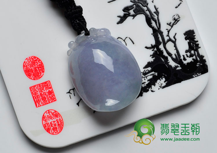 糯冰种淡紫罗兰缅甸翡翠寿桃挂件