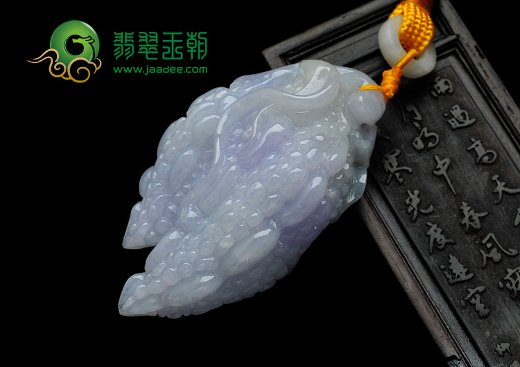 糯冰种紫罗兰缅甸翡翠苦瓜手玩件
