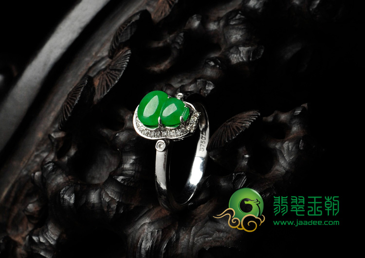 冰种正阳绿缅甸翡翠包白金葫芦戒指（真钻）
