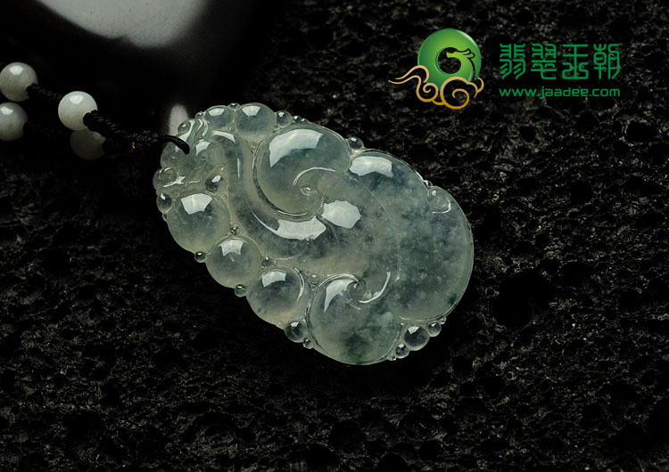冰种飘花缅甸翡翠龙行如意挂件