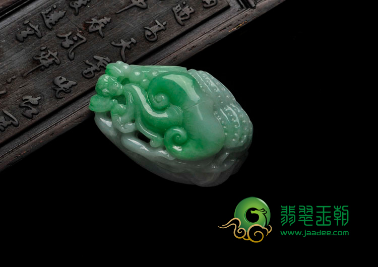 糯冰种苹果绿缅甸翡翠人生如意挂件