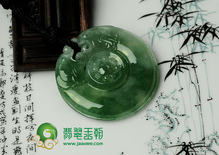 冰种青色缅甸翡翠双龙戏珠挂件（单价）