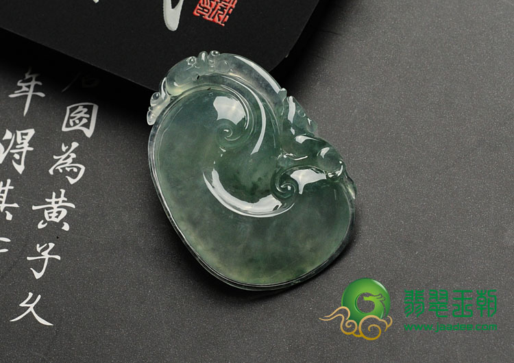 冰种飘花缅甸翡翠如意挂件