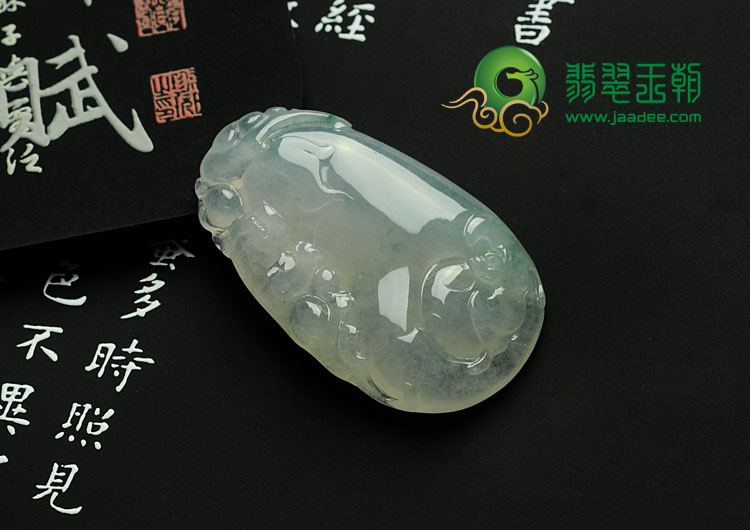 冰种飘花缅甸翡翠福寿瓜挂件