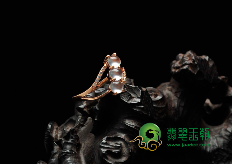 玻璃种缅甸翡翠镶玫瑰金连中三元戒指（真钻）