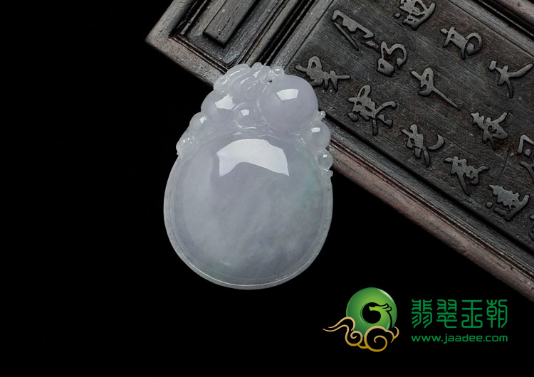 糯冰种淡紫罗兰略飘翠缅甸翡翠招财寿桃挂件
