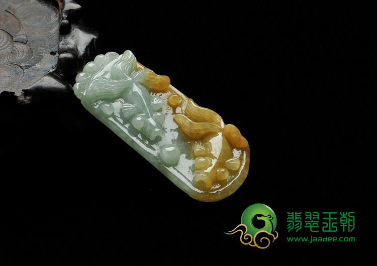 糯冰种晴水黄翡缅甸翡翠相濡以沫挂件