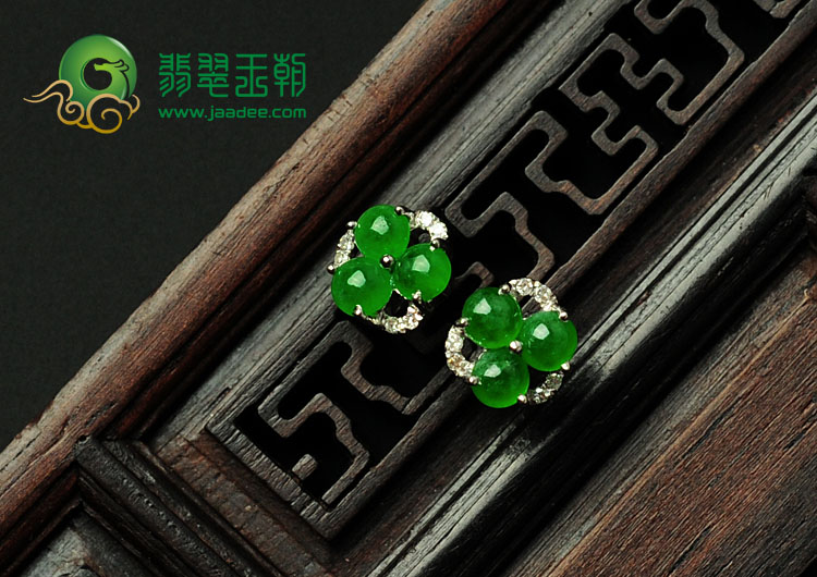 冰种阳绿满绿缅甸翡翠镶白金耳钉（真钻）