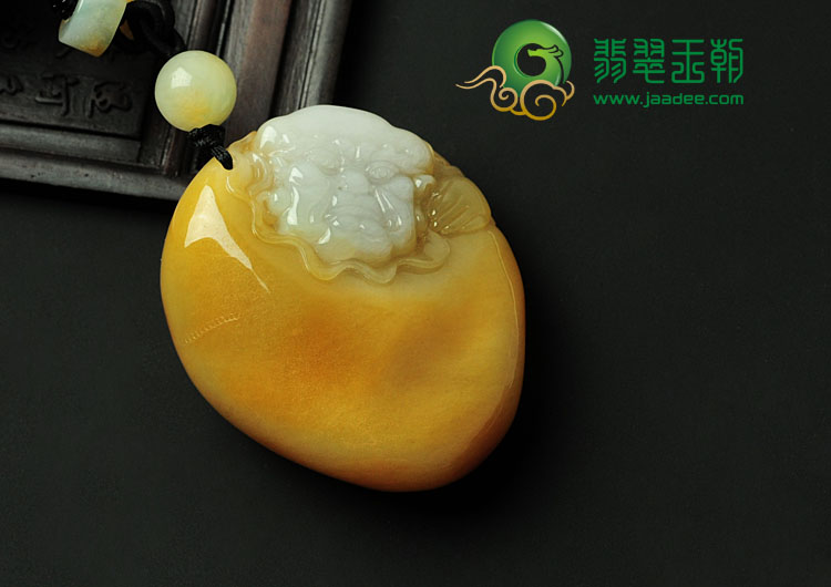 糯冰种黄翡缅甸翡翠达摩挂件