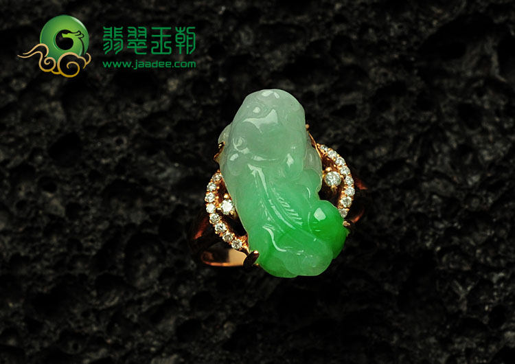 糯冰种飘翠缅甸翡翠镶玫瑰金貔貅戒指
