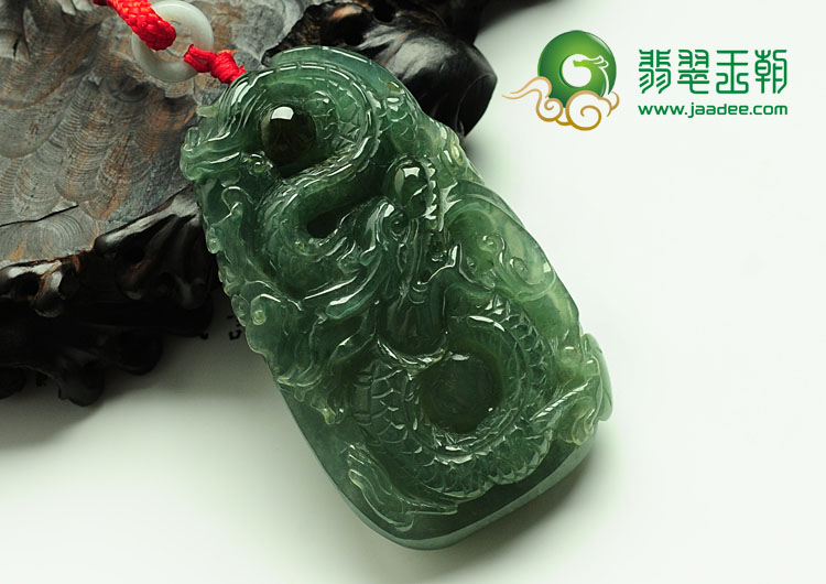 冰种油青缅甸翡翠龙腾四海手玩件