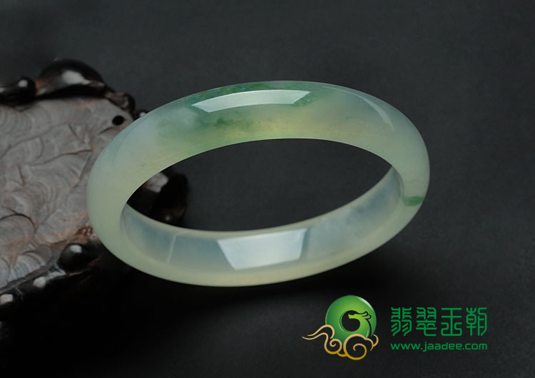 冰种飘花缅甸翡翠手镯（57.4mm）