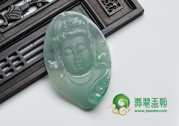 冰种晴水缅甸翡翠观音头挂件