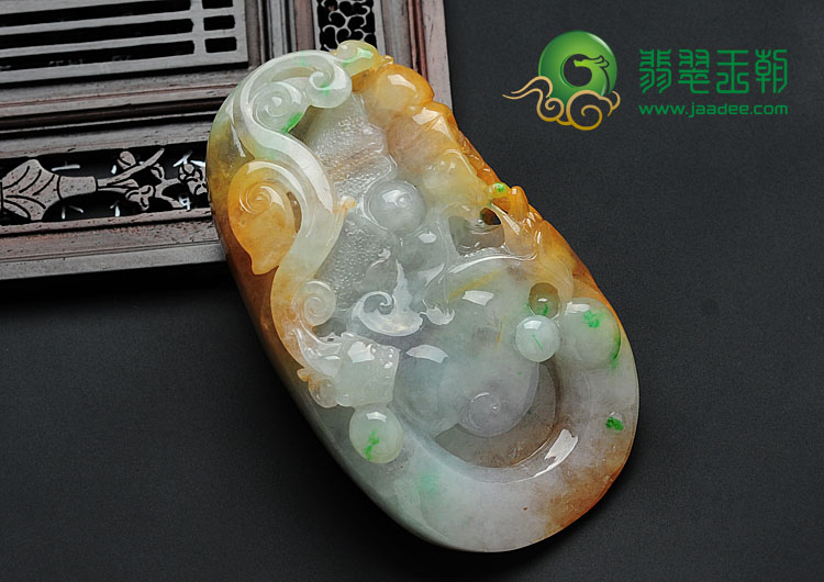 糯冰种黄加绿缅甸翡翠望子成龙手玩件