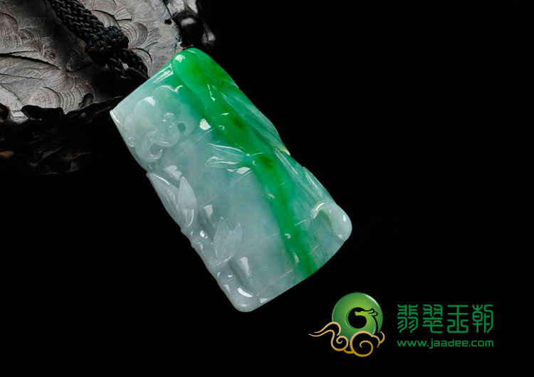 糯冰种阳绿缅甸翡翠节节高挂件