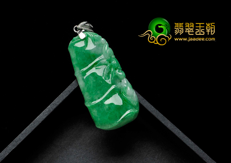 糯冰种阳绿满绿缅甸翡翠节节高挂件