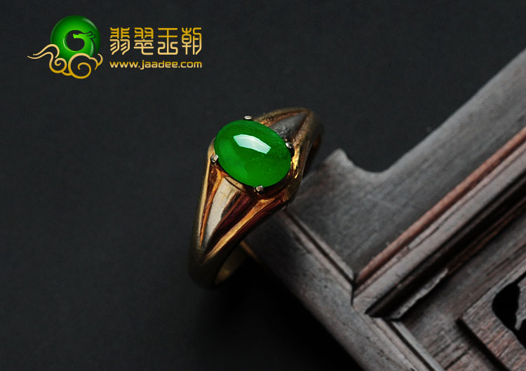 冰种正阳绿满绿缅甸翡翠戒面