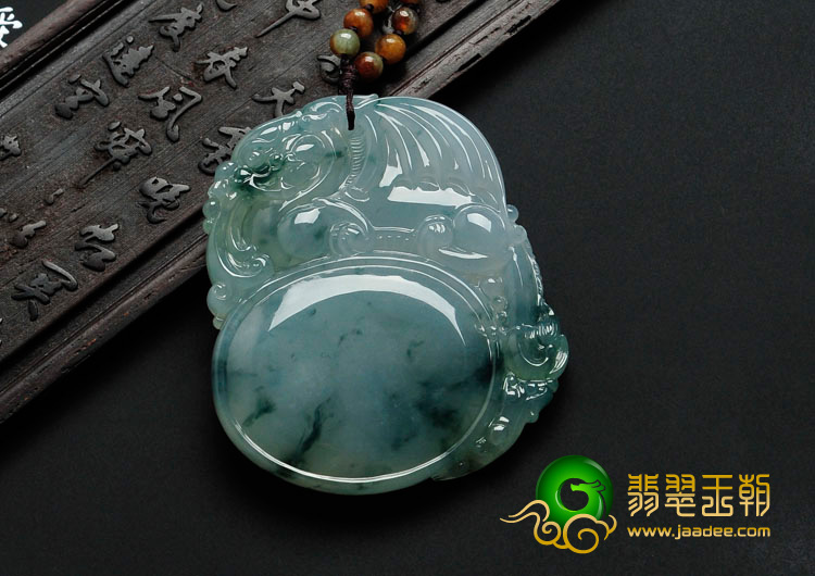 冰种飘花缅甸翡翠飞龙牌挂件
