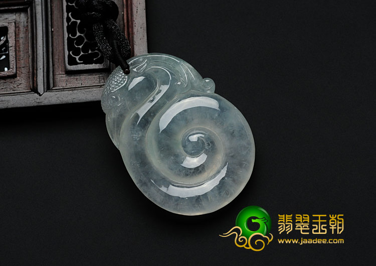 冰种淡晴水缅甸翡翠万福无疆挂件