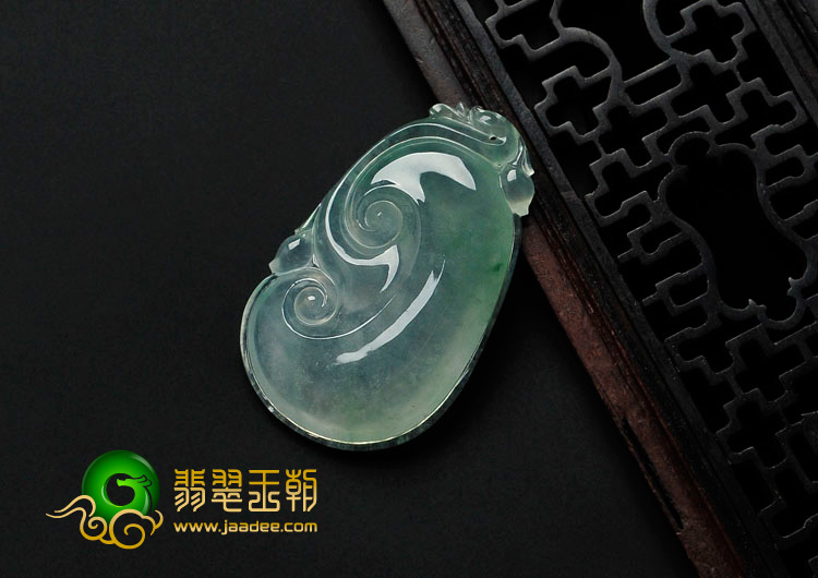 冰种晴水缅甸翡翠如意挂件