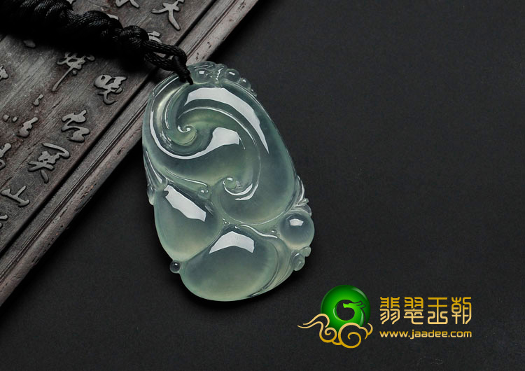冰种晴水缅甸翡翠如意寿挂件