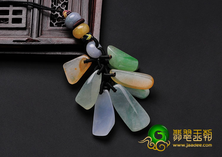 冰种三彩缅甸翡翠手机链