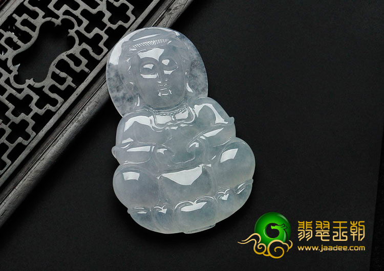 冰种淡晴水缅甸翡翠观音挂件