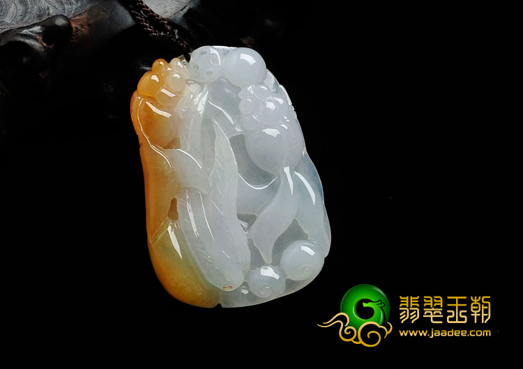 糯冰种黄翡略飘花缅甸翡翠相濡以沫挂件