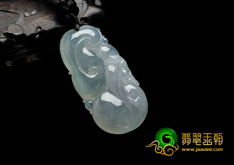冰种淡晴水缅甸翡翠英明神武挂件