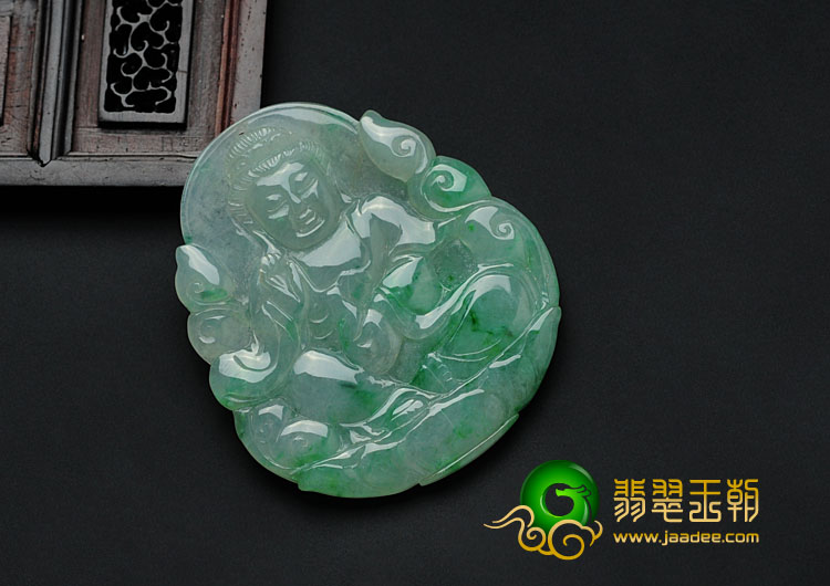 糯冰种飘翠缅甸翡翠观音挂件