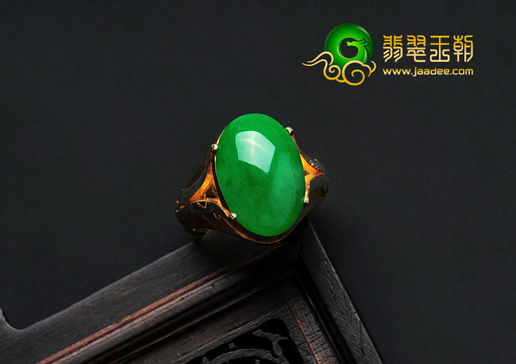 糯冰种阳绿满绿缅甸翡翠戒面