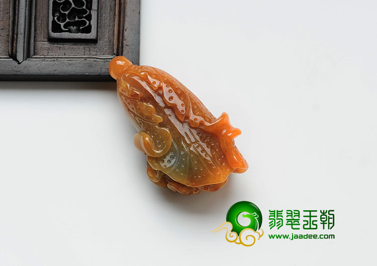 糯冰种褐红翡缅甸翡翠白菜挂件