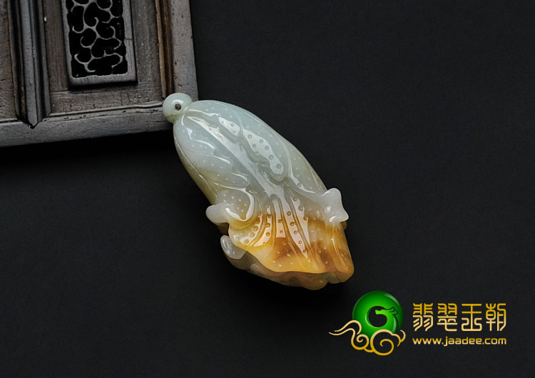 糯冰种褐黄翡缅甸翡翠白菜挂件