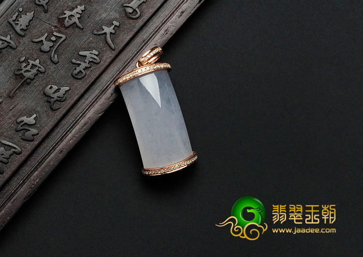 冰种缅甸翡翠镶玫瑰金胸坠（真钻）