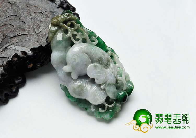 糯冰种翠色缅甸翡翠年年有余挂件/手玩件