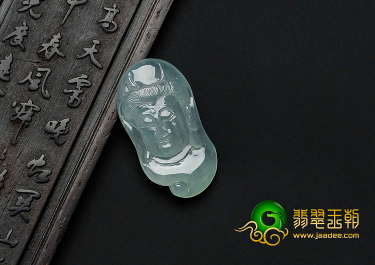 冰种晴水缅甸翡翠观音头挂件