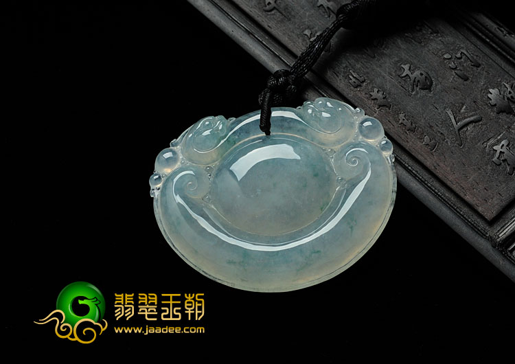 冰种飘花缅甸翡翠同心锁挂件