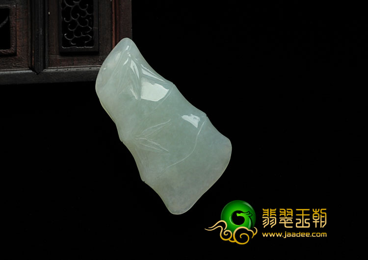 糯冰种晴水缅甸翡翠节节高挂件