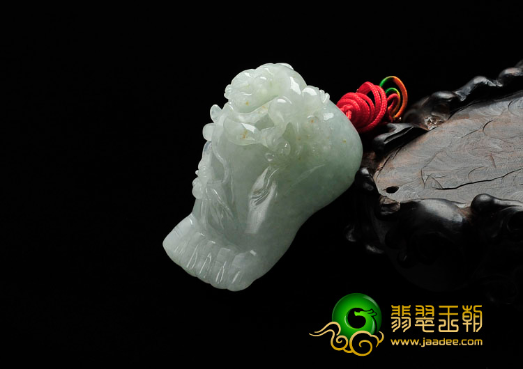 糯冰种晴水缅甸翡翠知足常乐手玩件