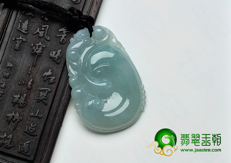 冰种晴水缅甸翡翠如意寿挂件