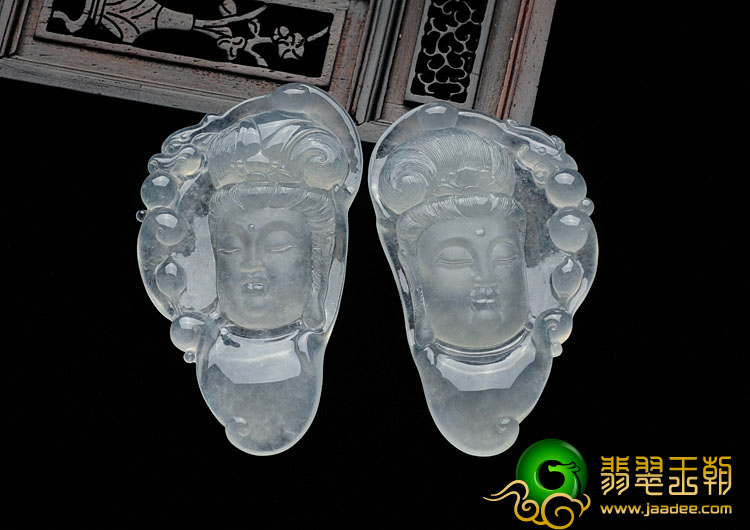 玻璃种缅甸翡翠观音头挂件（一对）